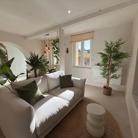 Jungle Romantique, Bain Et Cheminee Ferienhaus